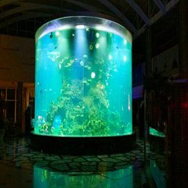 Chiny niestandardowe tanie super duże okrągłe szklane akwaria pmma jasne akwarium akrylowe akwaria